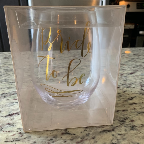 Slant Jumbo Stemless Wine Glass - Bride to be - Picture 2 of 8